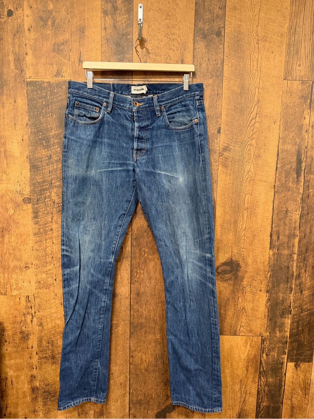 Taylor stitch men’s dark blue wash denim democratic fit 34x36